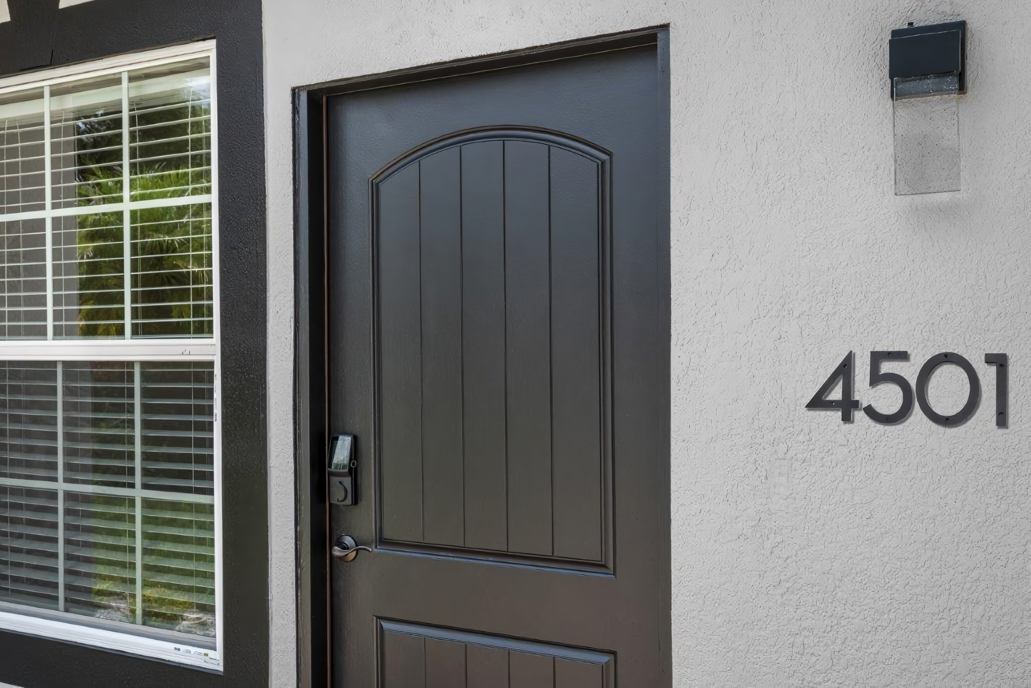 Paradise Villa - 4BR house, walk to Raymond James - photo 1